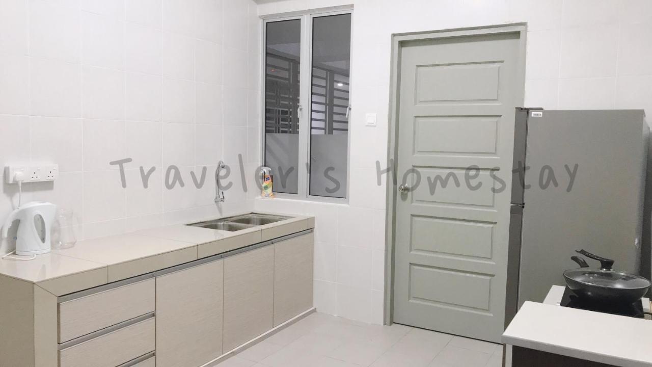 Traveler'S Homestay 旅人窝@ The Venus Sitiawan Kampong Lumut Kiri Екстер'єр фото