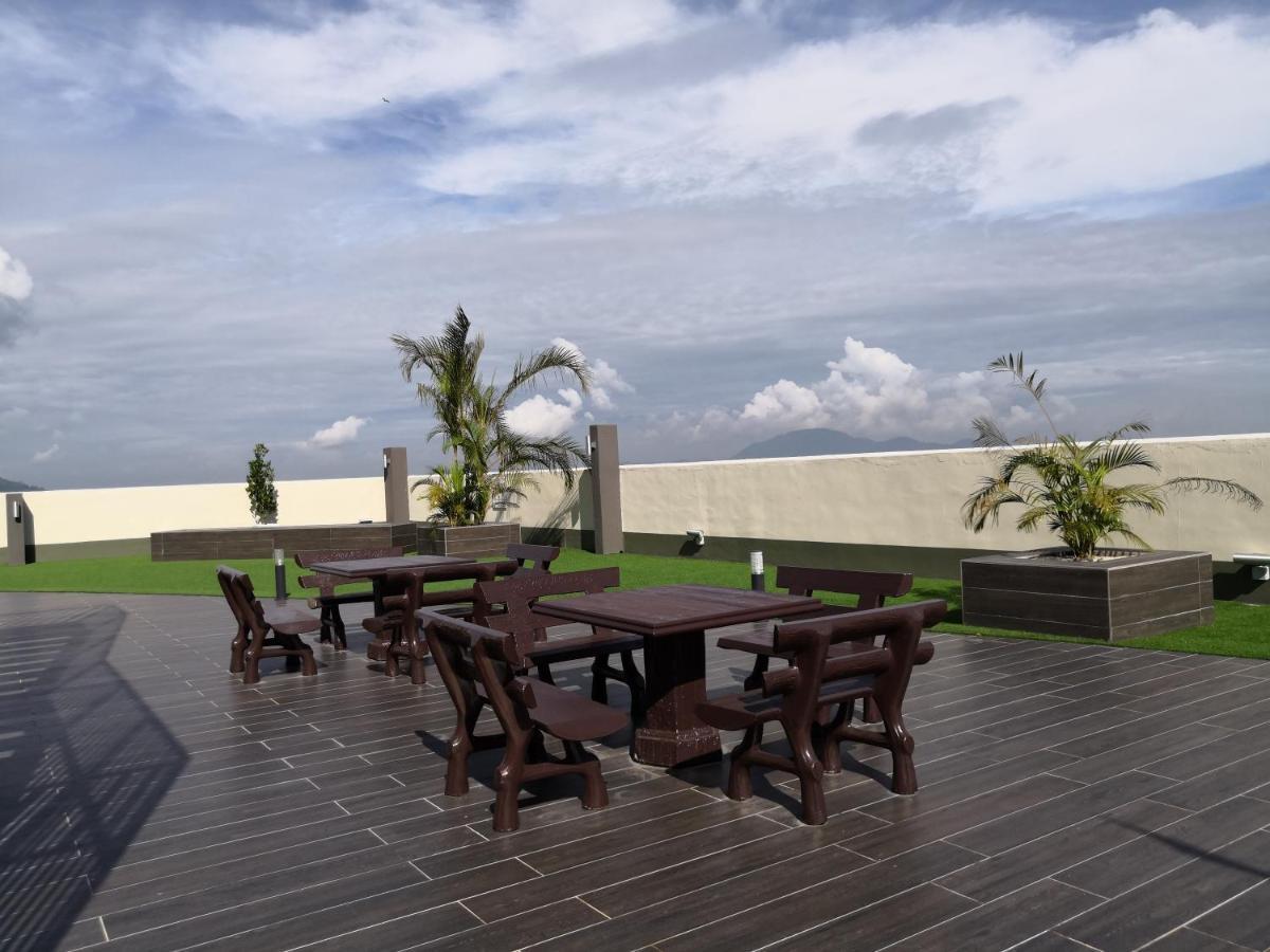 Traveler'S Homestay 旅人窝@ The Venus Sitiawan Kampong Lumut Kiri Екстер'єр фото